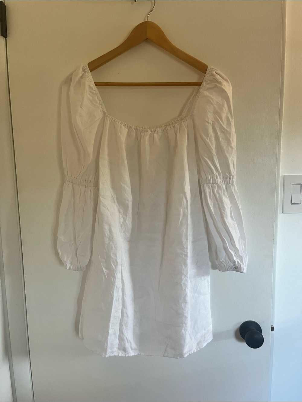Jerri Linen Reformation mini dress